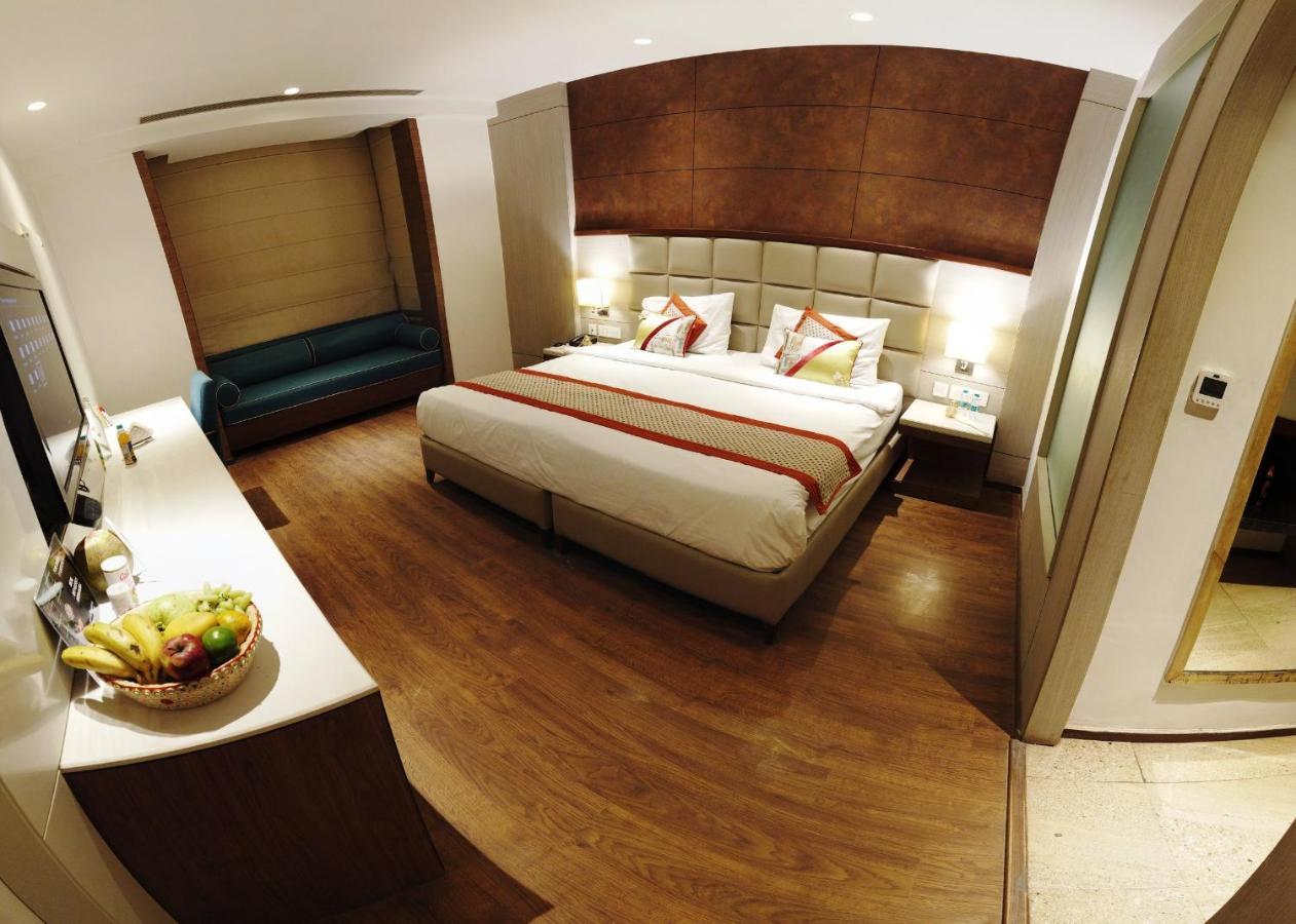 Lemonwood Suites By F9 Hotels - Trivoli Garden Chhatarpur New Delhi Bagian luar foto