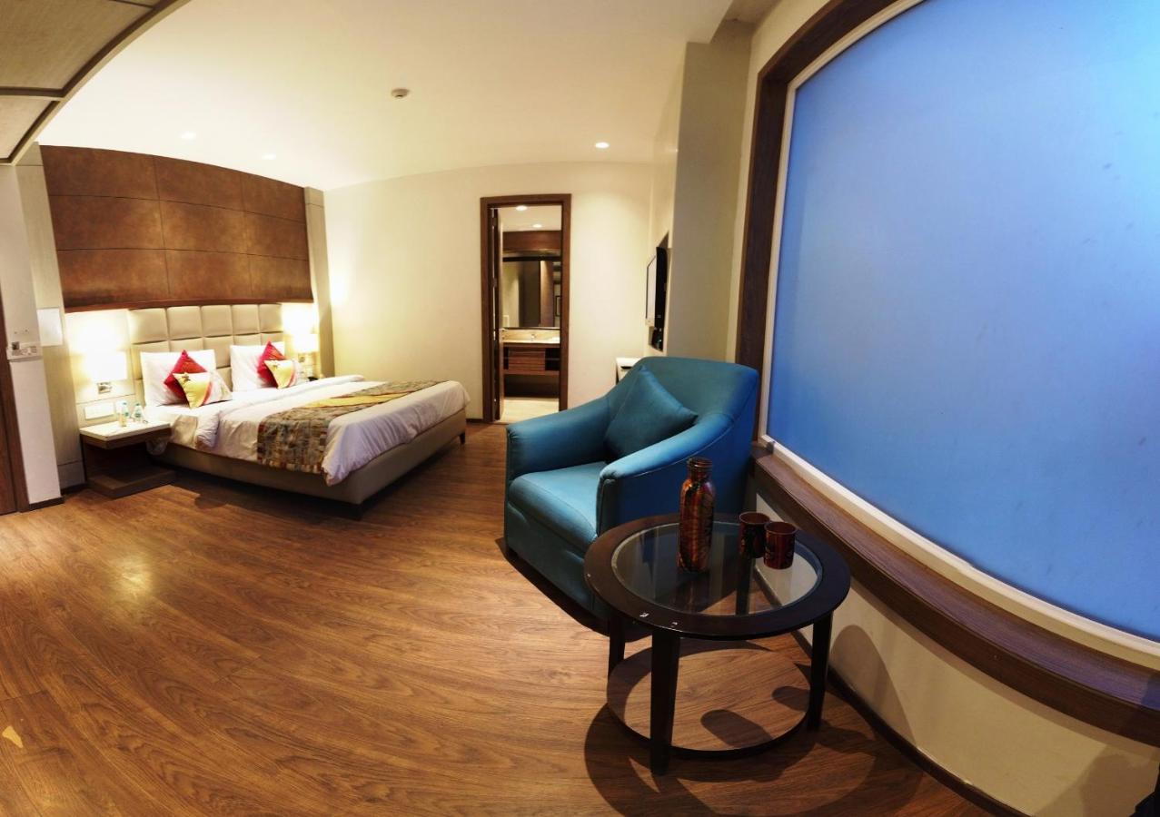 Lemonwood Suites By F9 Hotels - Trivoli Garden Chhatarpur New Delhi Bagian luar foto