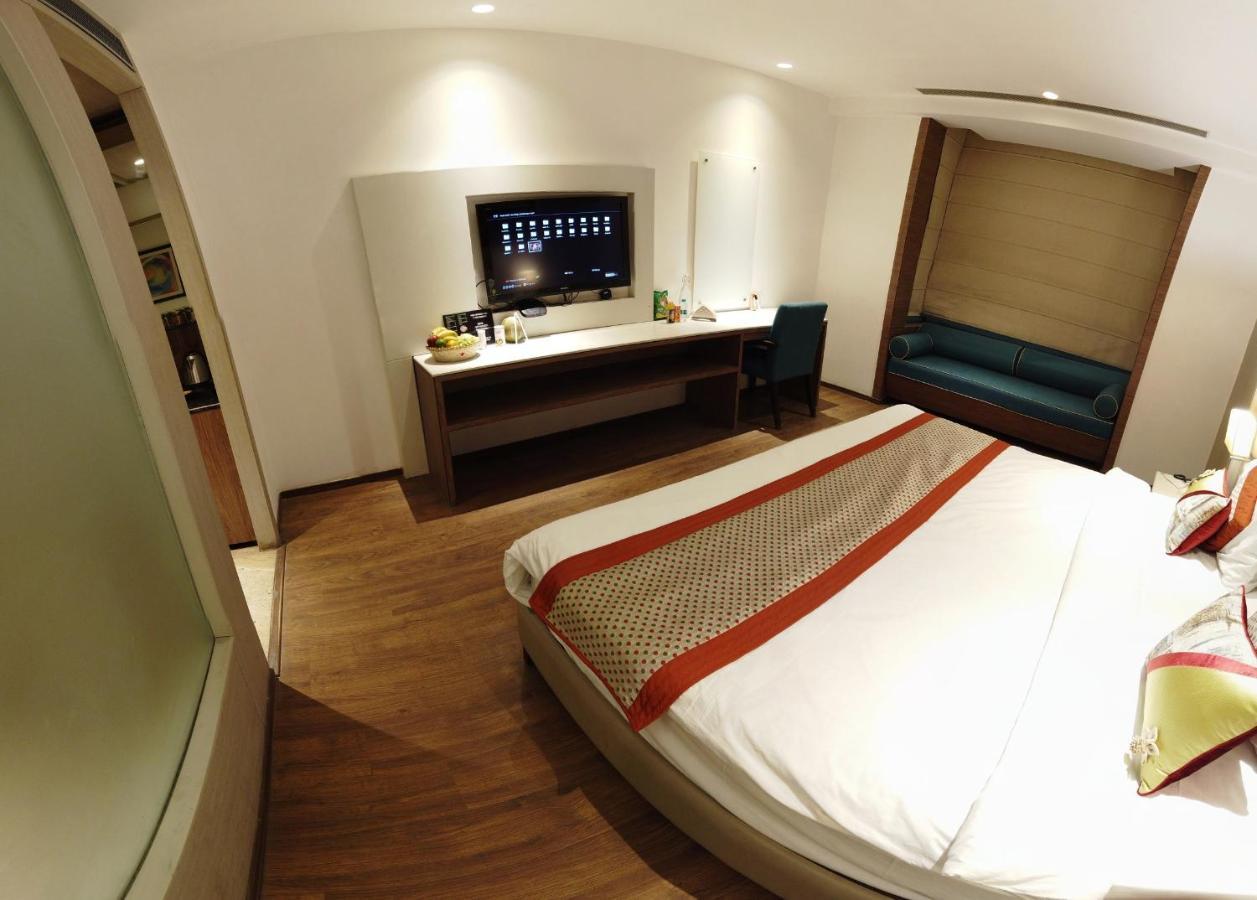 Lemonwood Suites By F9 Hotels - Trivoli Garden Chhatarpur New Delhi Bagian luar foto