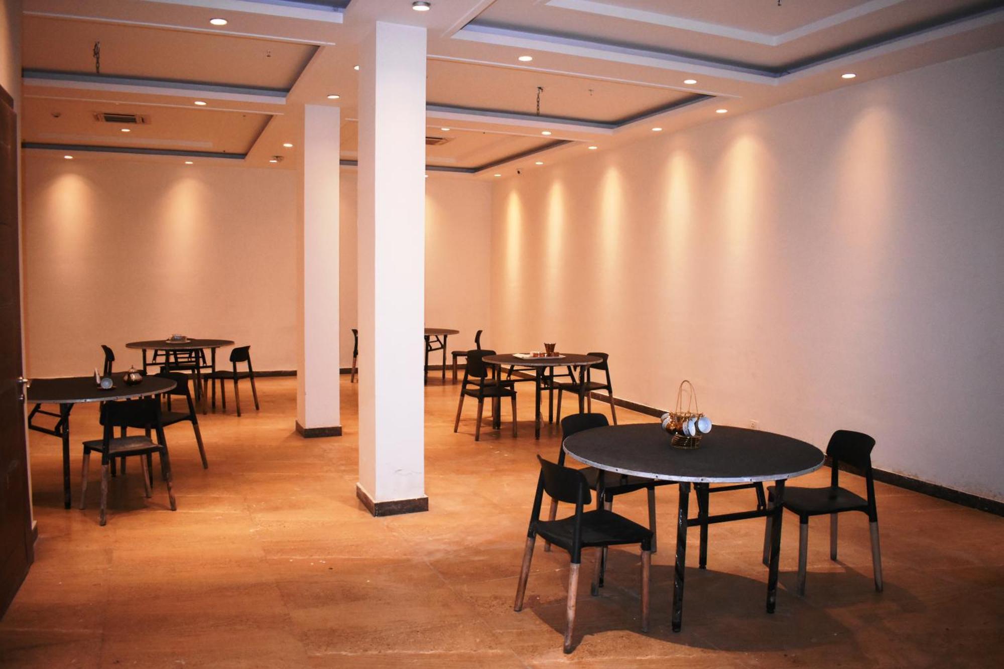 Lemonwood Suites By F9 Hotels - Trivoli Garden Chhatarpur New Delhi Bagian luar foto