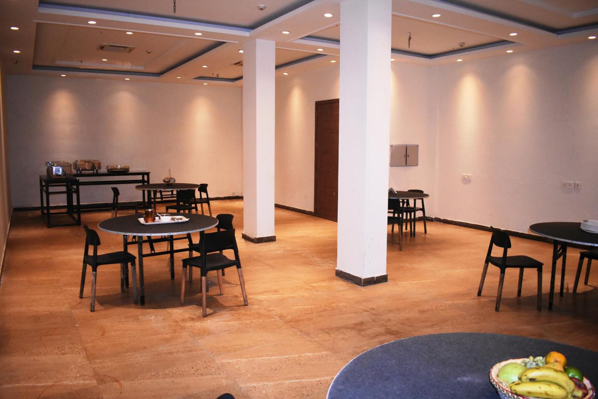 Lemonwood Suites By F9 Hotels - Trivoli Garden Chhatarpur New Delhi Bagian luar foto