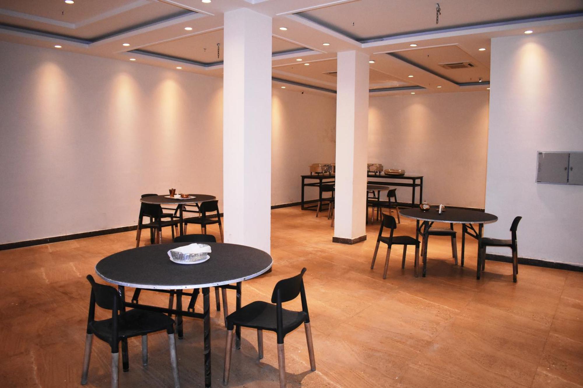 Lemonwood Suites By F9 Hotels - Trivoli Garden Chhatarpur New Delhi Bagian luar foto